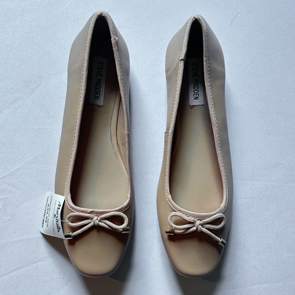 Steve Madden Cream Flats with Bow
